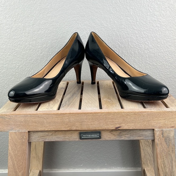 Cole Haan Patent Leather Closed Toe Heels Pumps Forest Green Size 9.5 Office - Picture 3 of 9